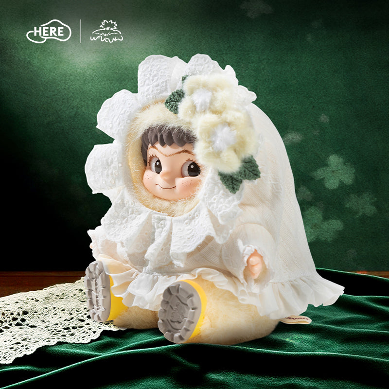 HERE WAKUKU Frida’s Paradox Canto Eterno plush figure