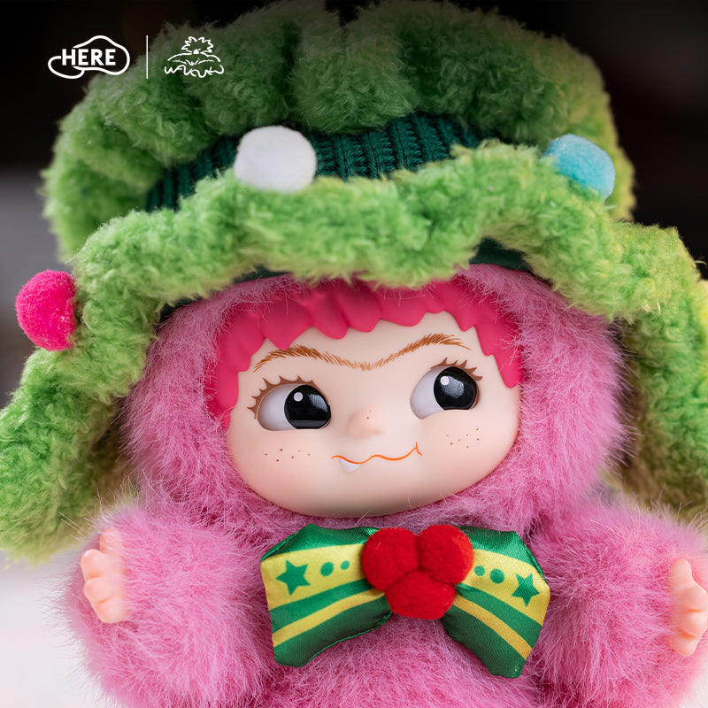 WAKUKU Sant A Cutie In Pink Plush Doll – HERE